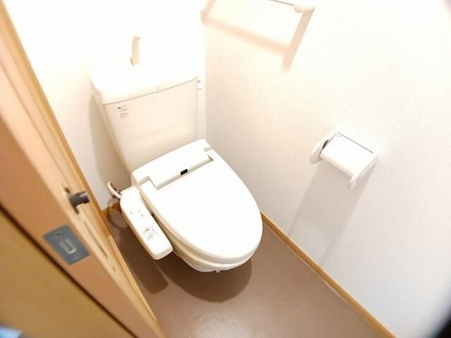 �y�g�C���z�@���E�H�V�����b�g�t��