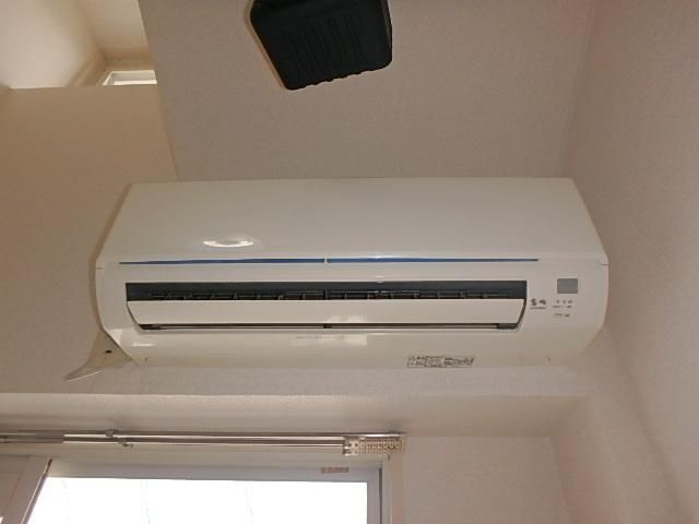 �y���̑��ݔ��z�@