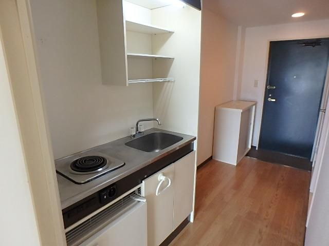 �y�L�b�`���z�@